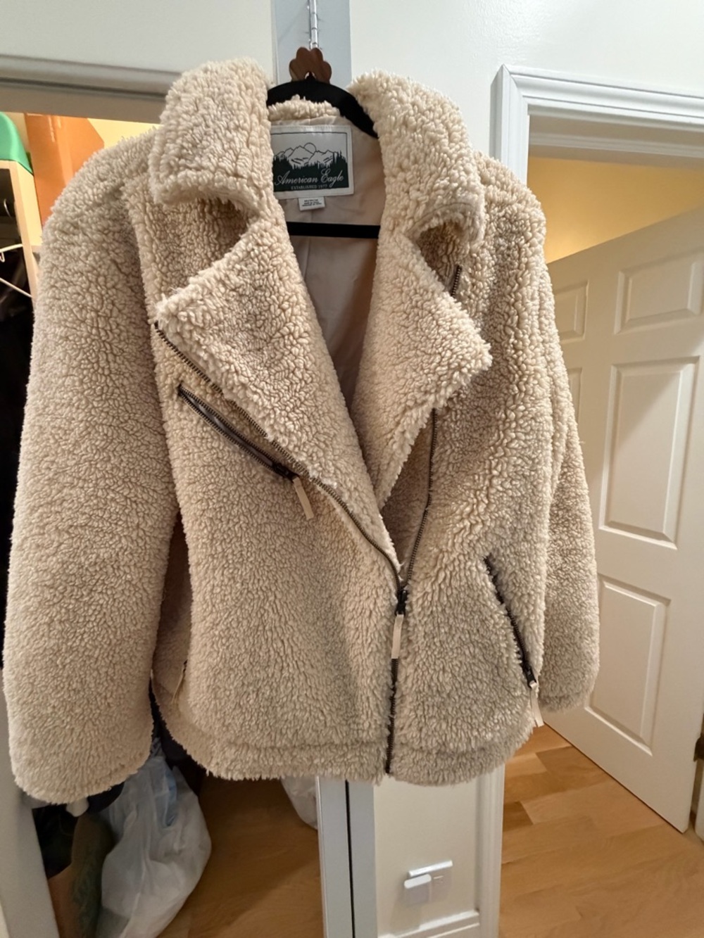 American Eagle Outfitters Cream Teddy Sherpa Moto Jacket